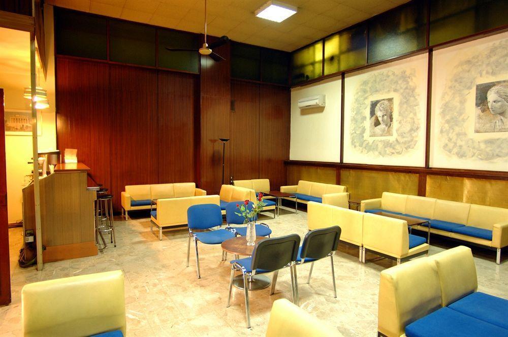 เวียนน่า โฮเต็ล Hotel เอเธนส์ ภายนอก รูปภาพ